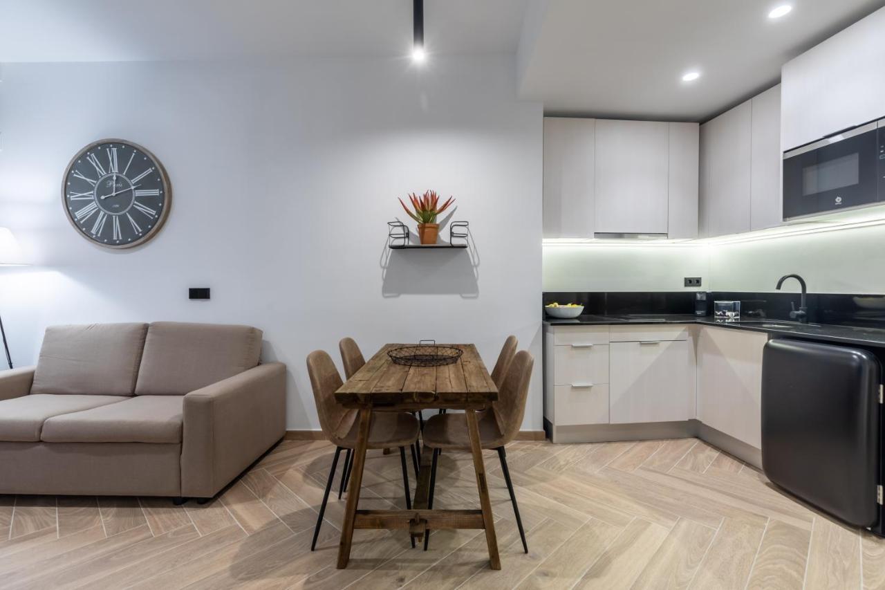 Goerlich By Alma Suites Valencia Exterior photo